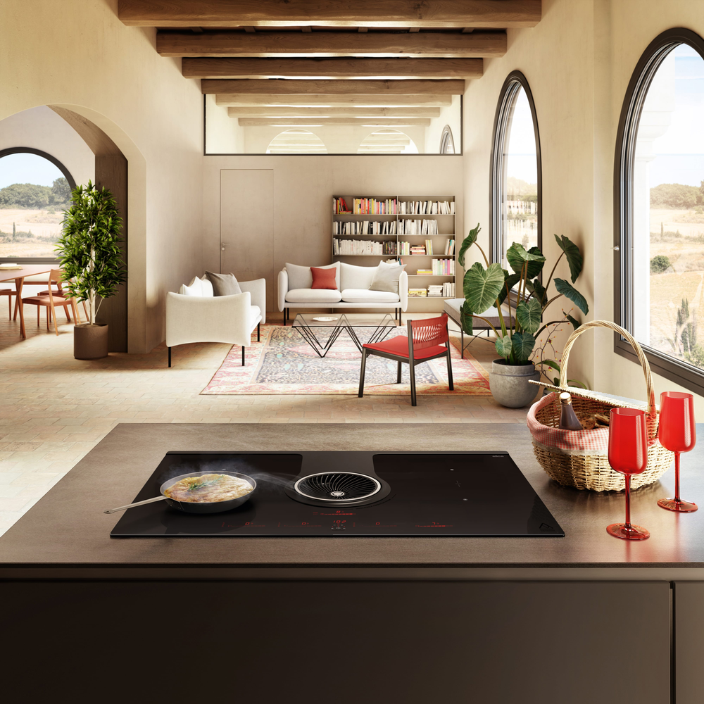 Детальное фото товара: ELICA NIKOLATESLA HP BL/A/83 индукционная поверхность