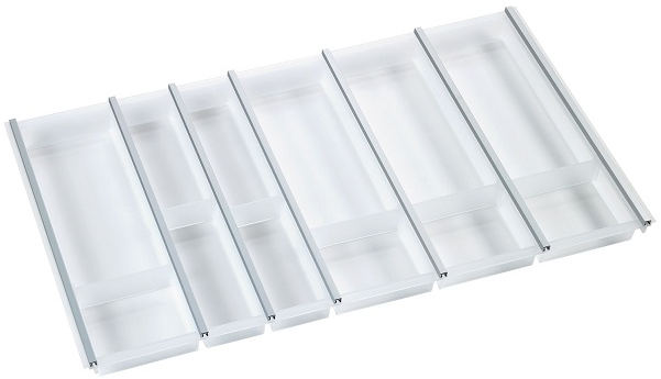 Детальное фото товара: Ninka Cuisio Aqua 900, Tandem Box Blum, DWD XP, Nova Pro Grass, лоток для столовых приборов, белый