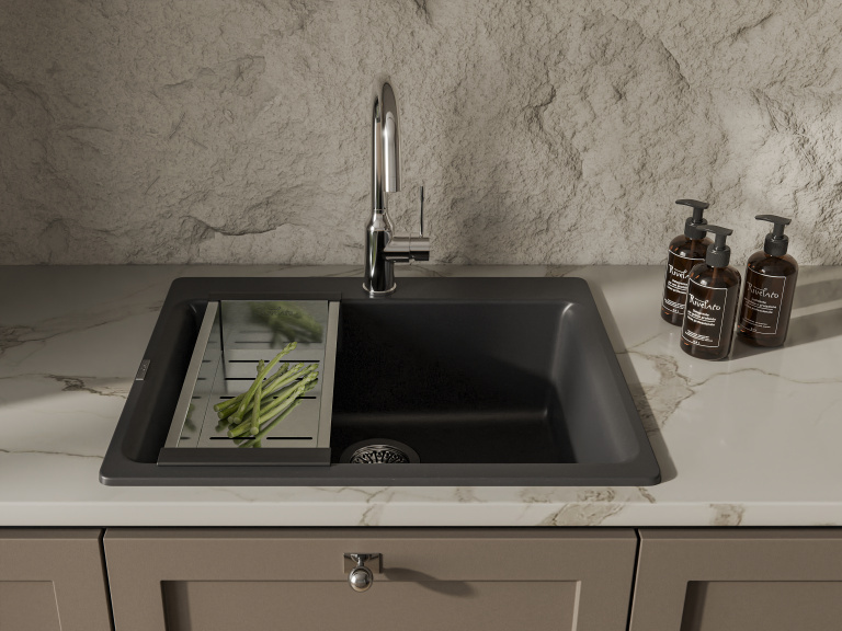 Детальное фото товара: Rivelato RK-1845, коландер, нержавеющая сталь/черный