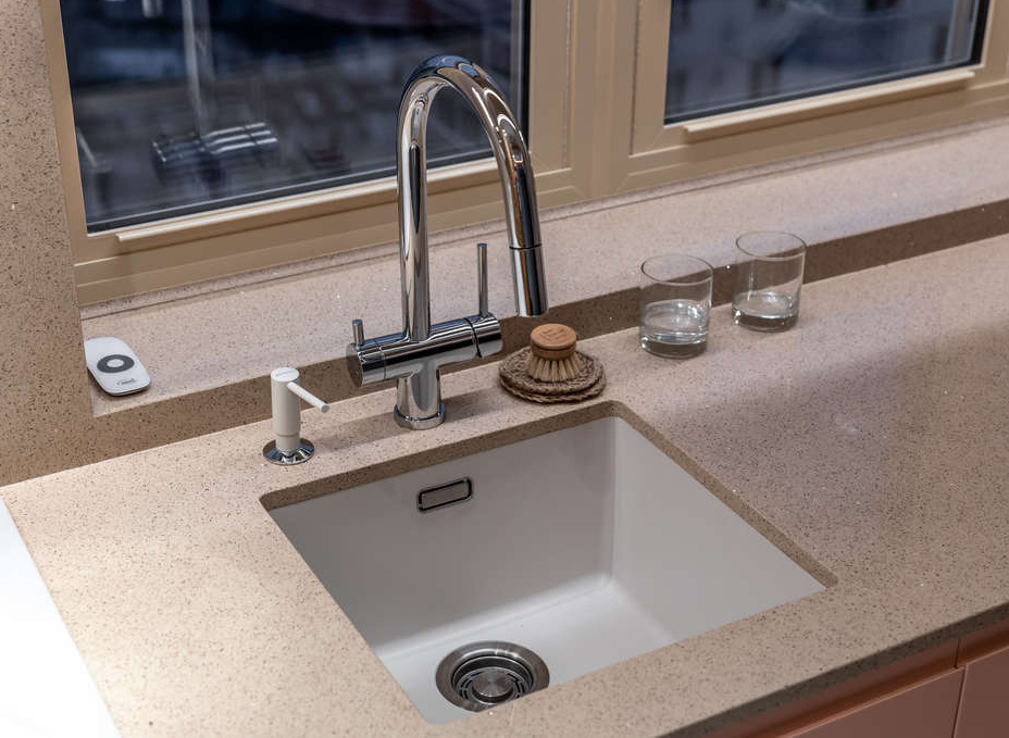 Omoikiri Kata 44-U-PA, мойка, гранит, пастила Детальное фото товара: Omoikiri Kata 44-U-PA, мойка, гранит, пастила