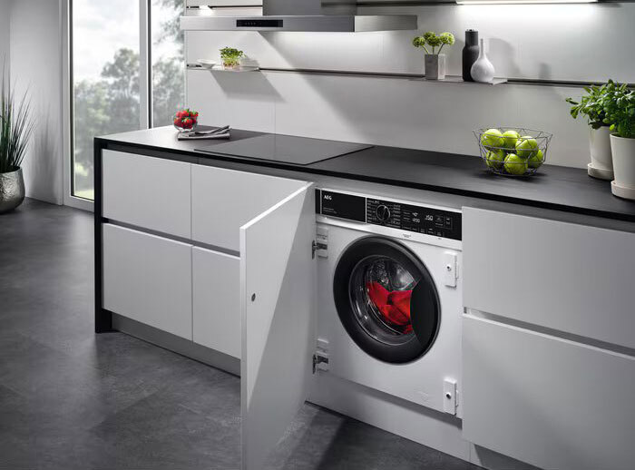 Детальное фото товара: AEG L7WBE68SI