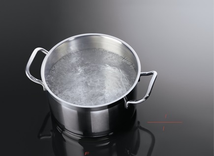 Electrolux IKE6420KB Детальное фото товара: Electrolux IKE6420KB индукционная поверхность
