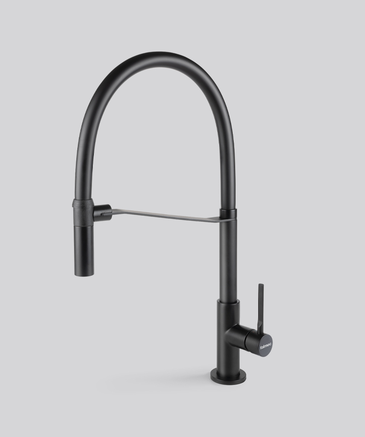 Фото товара: Falmec TREVI PRO MATT BLACK, смеситель, черный матовый