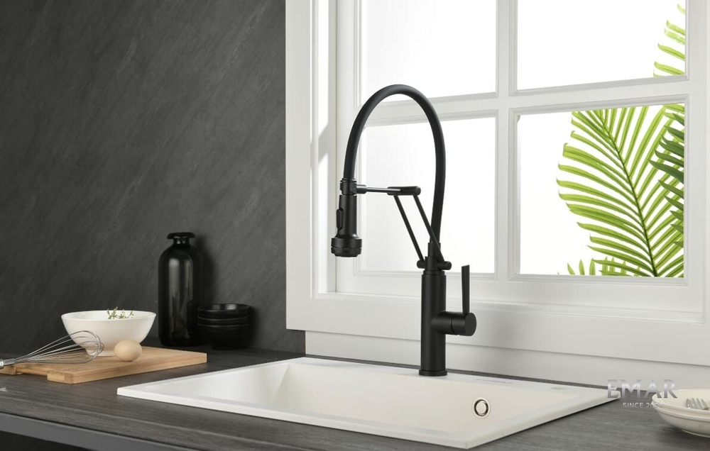 Emar ECB 7012 Black, смеситель, черный Детальное фото товара: Emar ECB 7012 Black, смеситель, черный