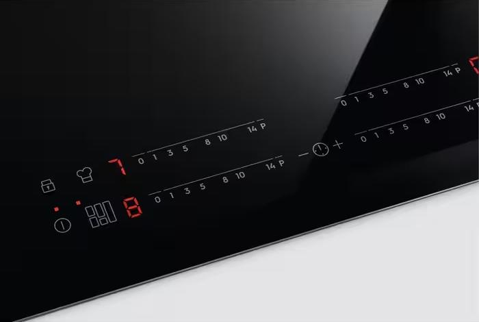 Детальное фото товара: Electrolux EIT60443X индукционная поверхность