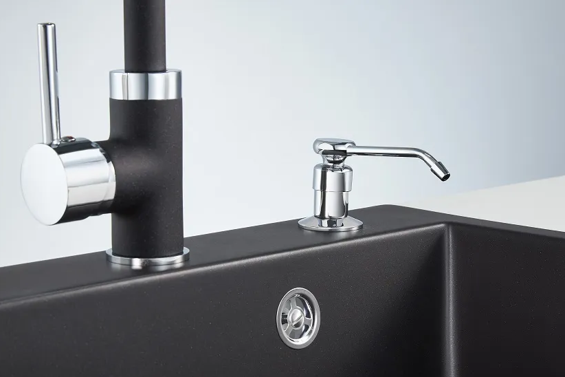 GRANULA 01 D дозатор для моющего средства, хром Детальное фото товара: GRANULA 01 D дозатор для моющего средства, хром